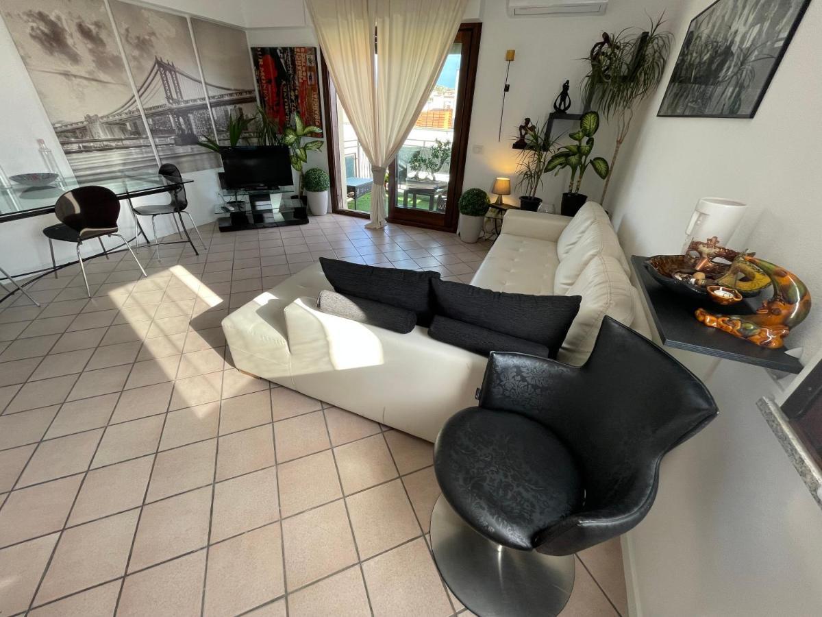 4Luciroom Olbia Ngoại thất bức ảnh